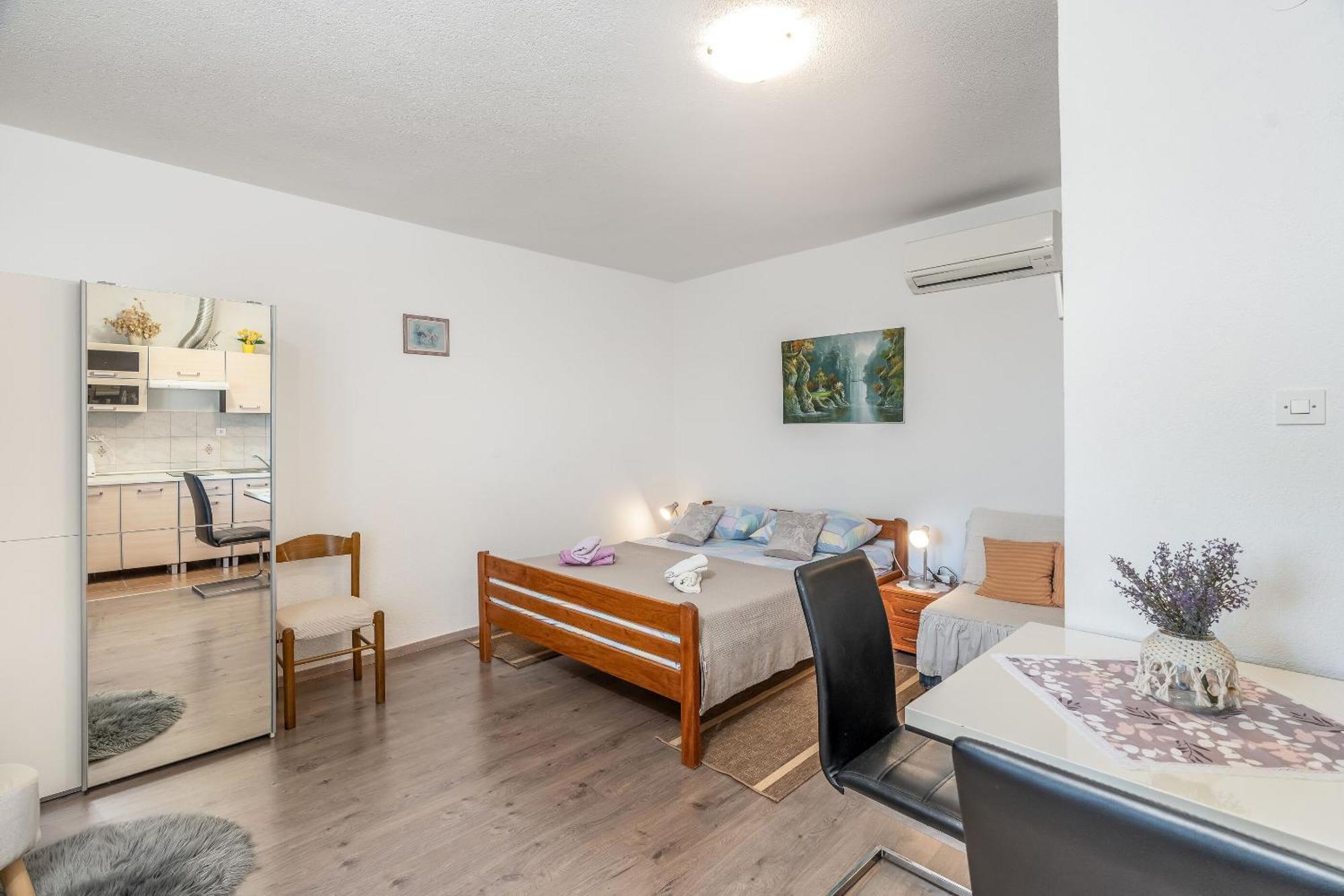 Apartments Kuzma - Afordable Nin Extérieur photo
